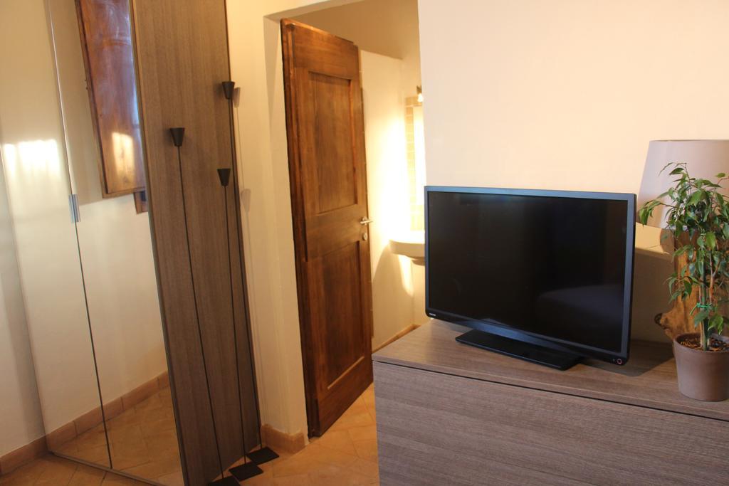 Hotel Da Leo à Montefollonico Extérieur photo